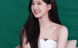 娱乐圈吃瓜爆料 赵露思,娱乐圈新晋小花，揭秘她的成长之路与绯闻风波