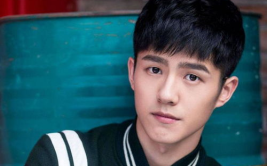 吃瓜娱乐圈华哥微博,揭秘明星幕后故事